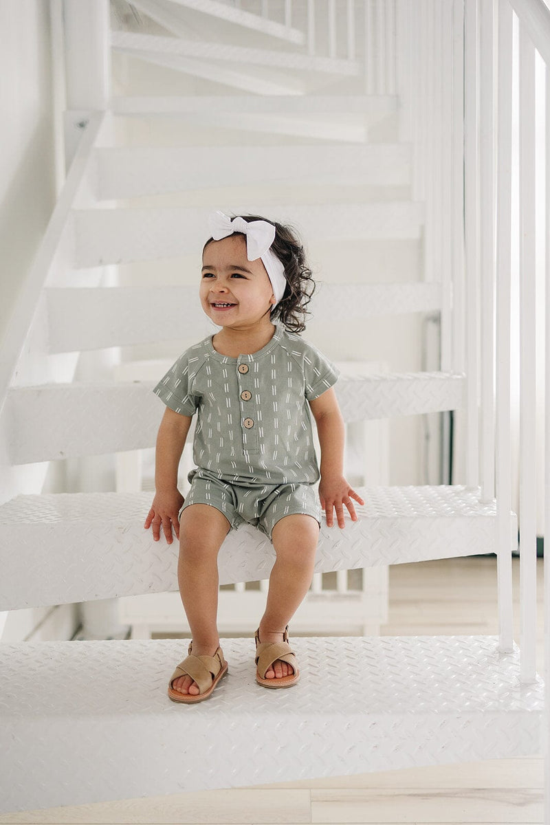 Saddle sandals clearance