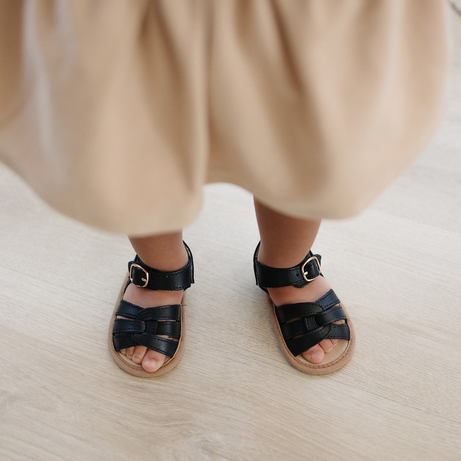 Black - Desert Sandal - US Size 2-4 - Soft Sole Shoes Deer Grace 